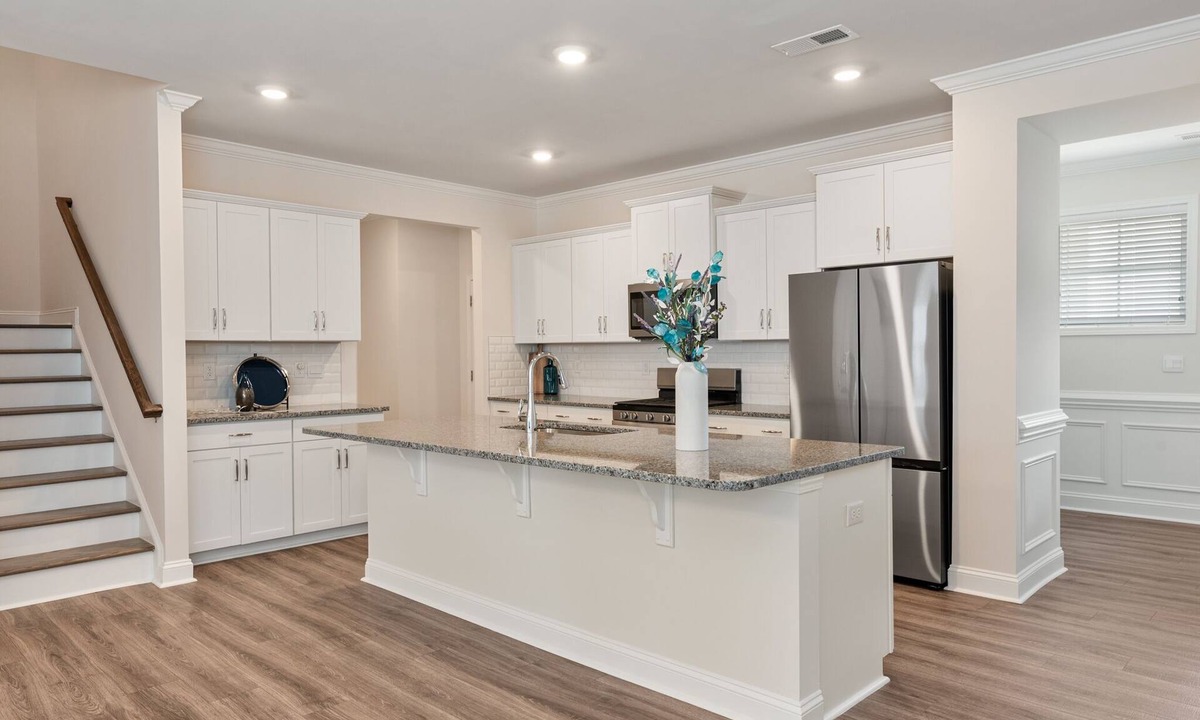 Fort Mill House | Charlotte Ballantyne Area 1.0 mi away with lots to do - Refined Modern Home