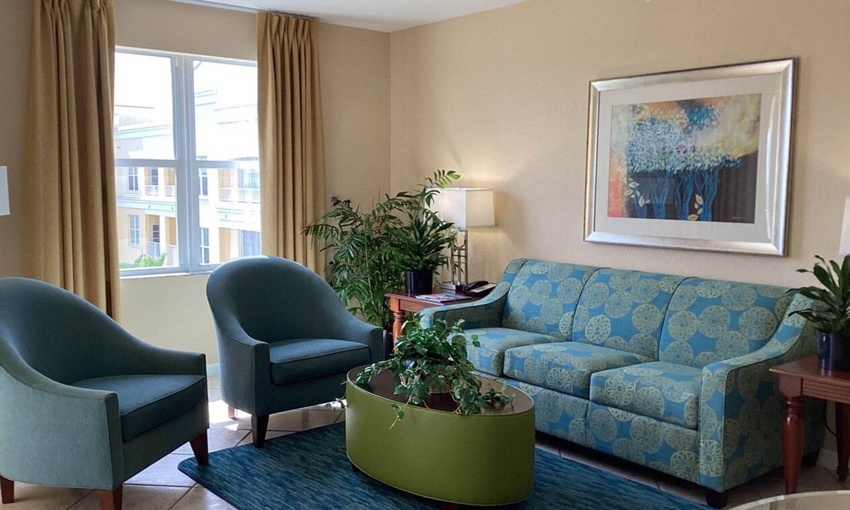 Weston Apartment | Charming 1-bedroom apartment with WiFi and fitness room in welcoming Weston