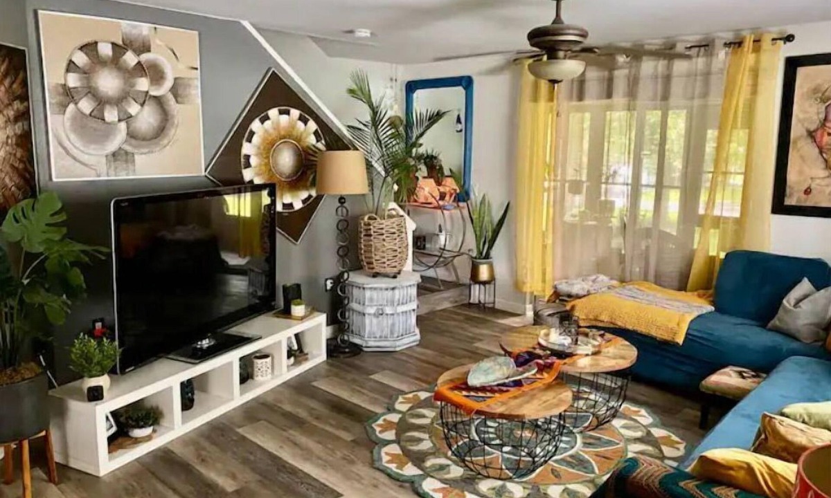 Palm Harbor House | Charming 2/2 Townhome: Private Etrnce, patio, pool