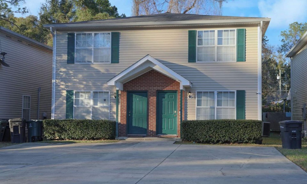 Tallahassee House | Charming 3-bedroom townhome with WiFi and AC in superb Tallahassee