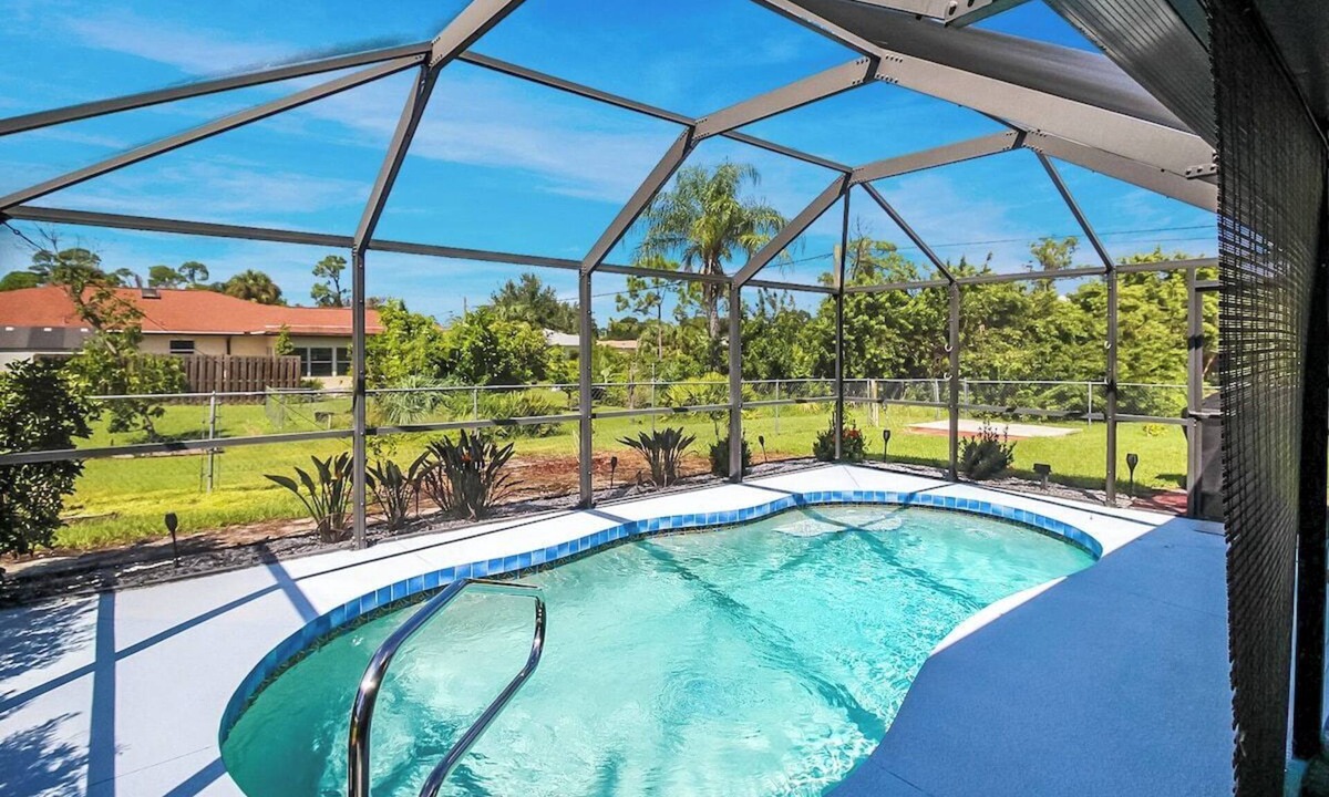 Punta Gorda House | Charming Port Charlotte 3/2 pool home - Little Bit Of Heaven