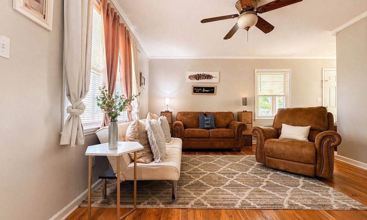 Powder Springs House | Charming Powder Springs 3BR – Near Marietta & ATL