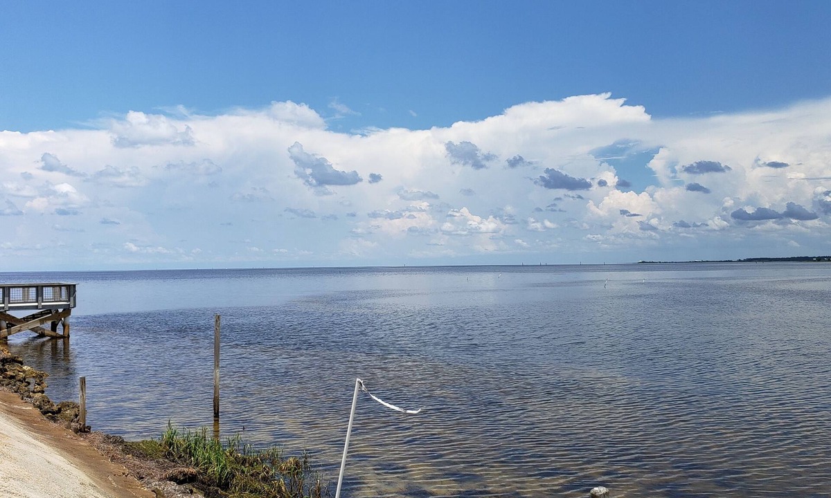 Salem RV Rental | Charming RV lot in Dark Island Perry Fl