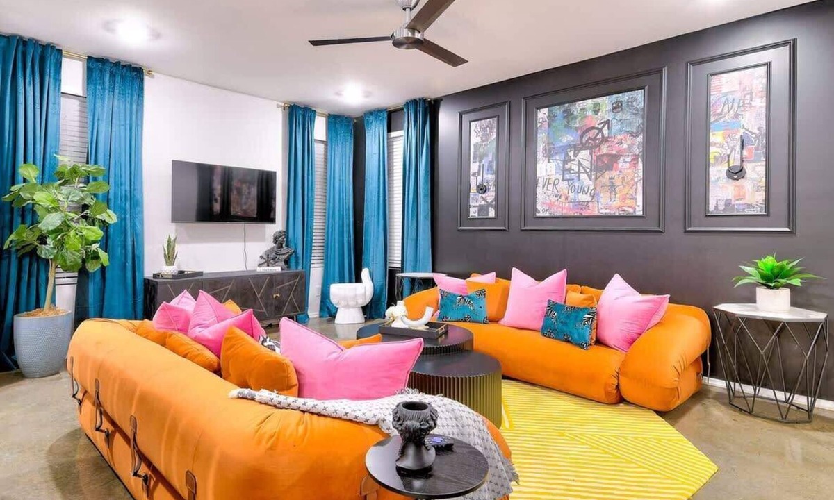 East Nashville House | Chic East Nash 4 BR Home w/Rooftop Views! 12 Beds!
