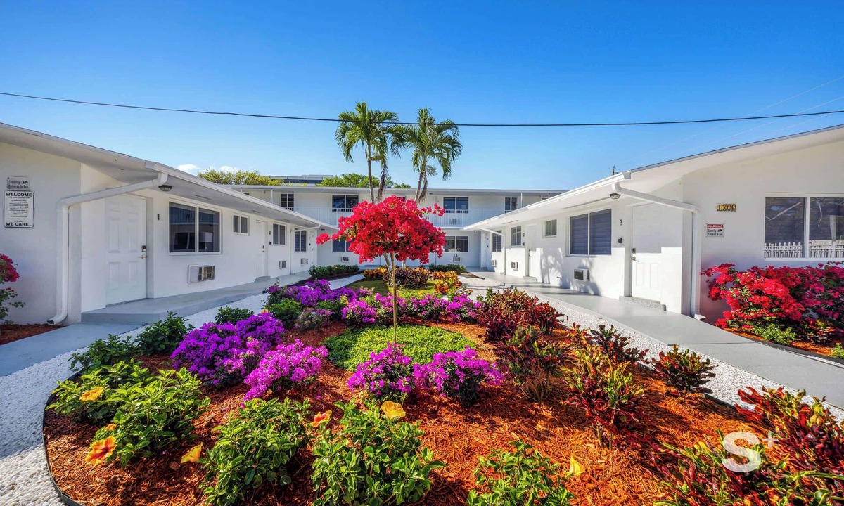 Seybold Apartment | Chic Miami Studio | Gym, BBQ, Free Parking