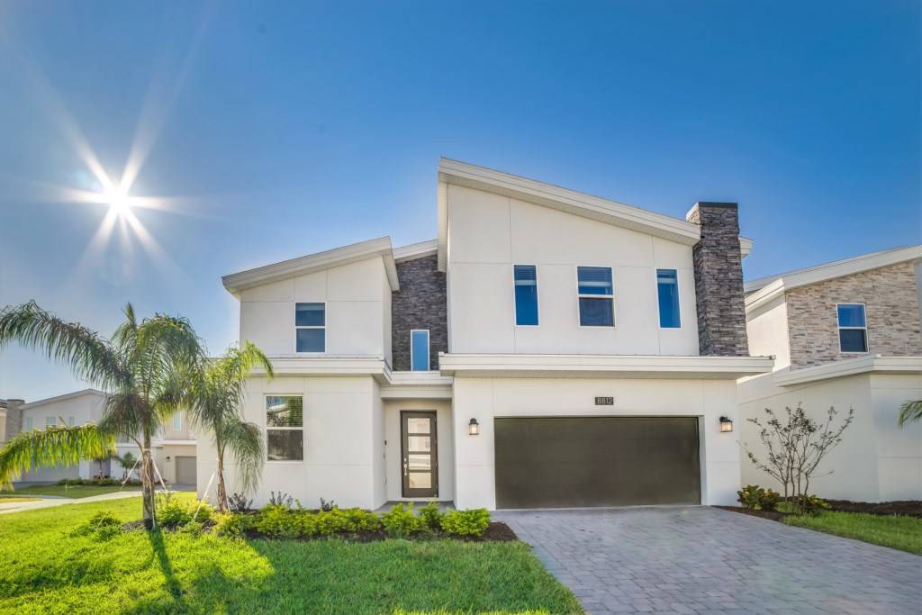 Loughman House | Cindy's Champions Gate Villa