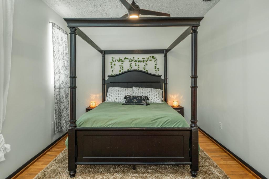 Sebring Apartment | Circle Overlook-Downtown Apartment Stay