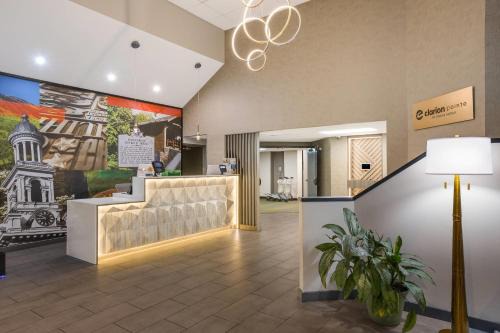 Sevierville Hotel | Clarion Pointe Sevierville-Pigeon Forge