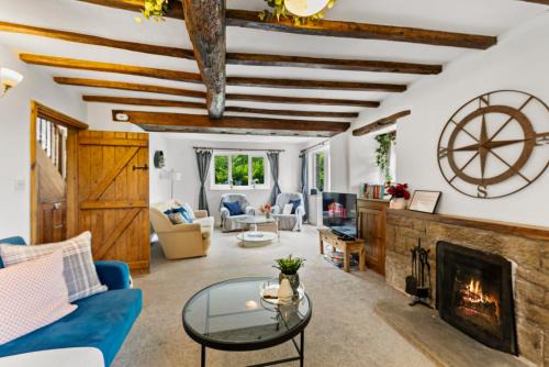 Winster House | Classical Easter Cottage with Breathtaking Views
