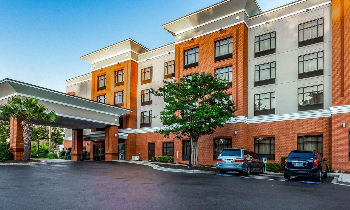 Lexington Hotel | Comfort Suites Lexington