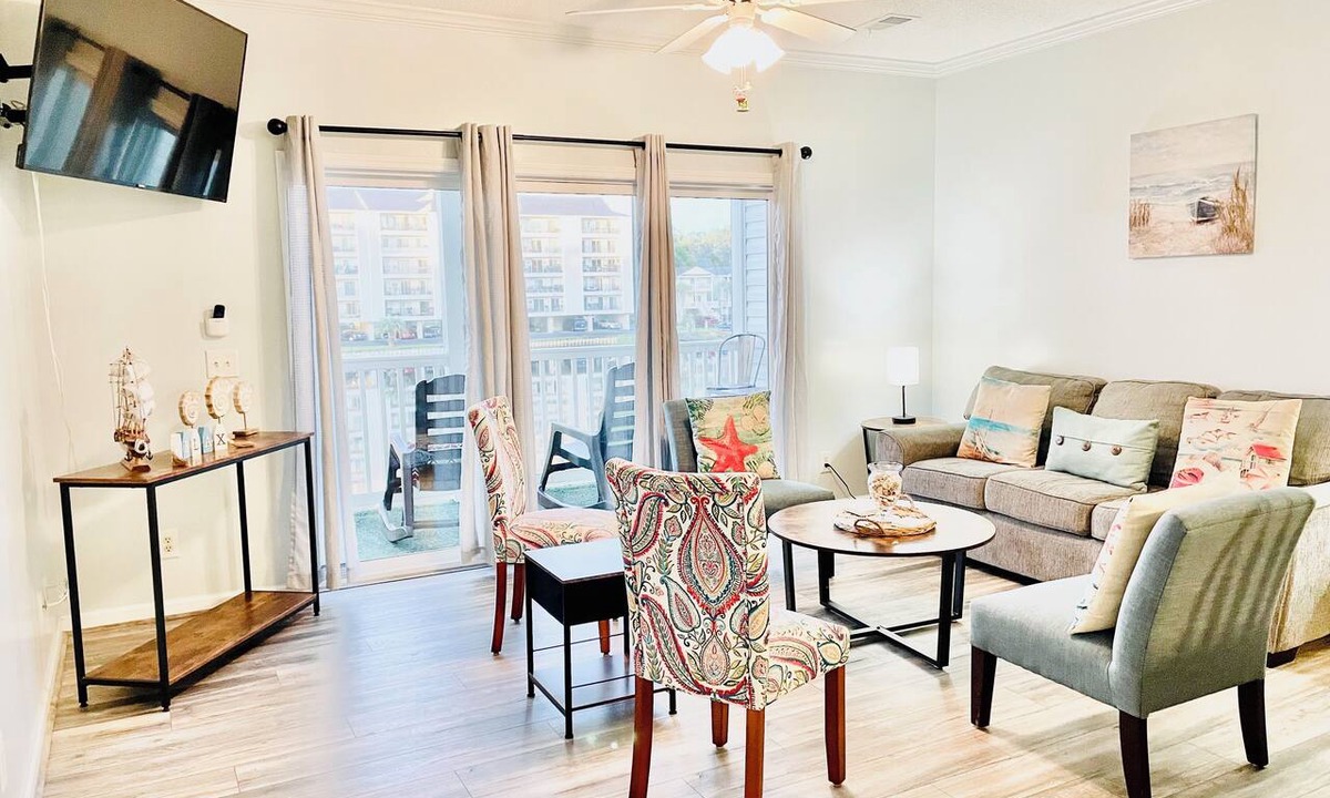 Myrtle Beach Condo | Condo on IntraCoastal Waterway- elevator, pool, host pups, near beach and golf.