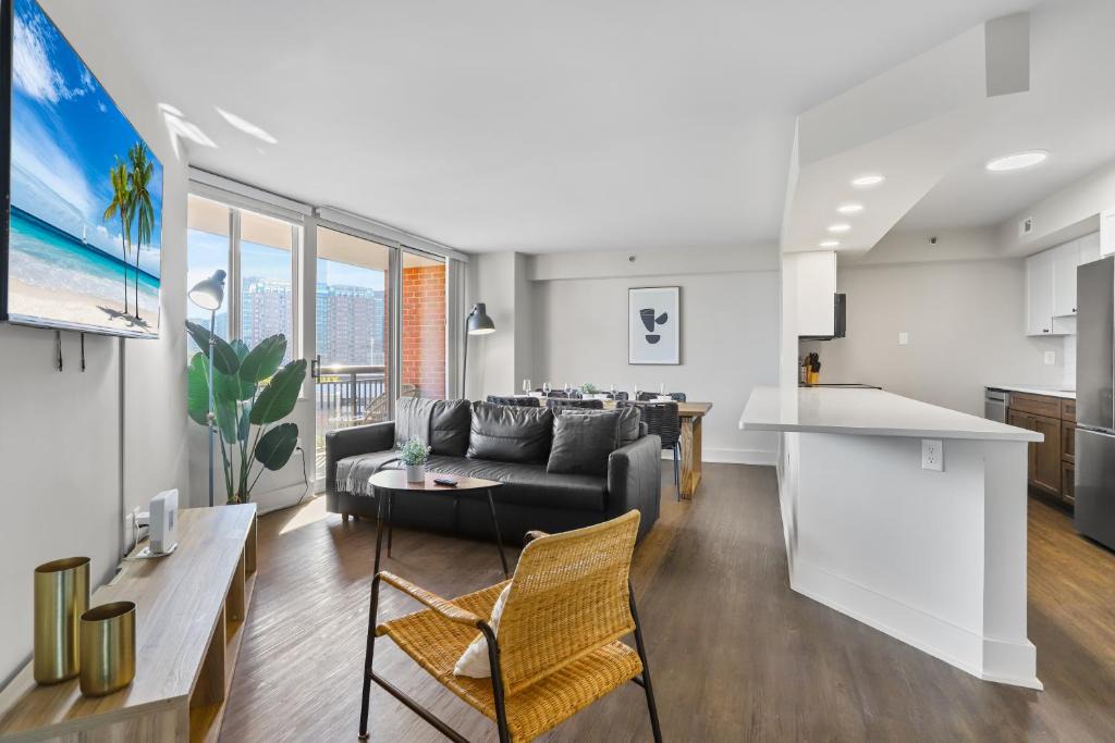 Pentagon City Apartment | Contemporary Arlington Apartment Featuring City Views