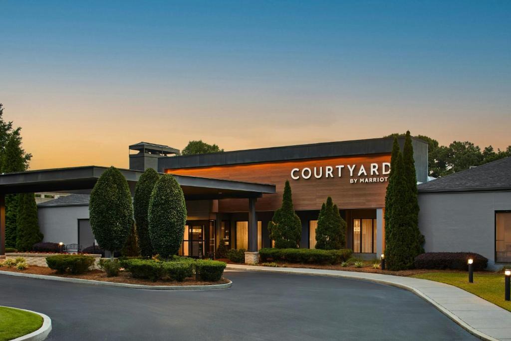 Cumberland Hotel | Courtyard by Marriott Atlanta Windy Hill/Ballpark