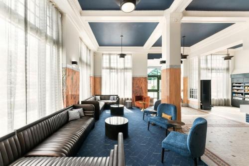 Courtyard | Downtown St. Petersburg