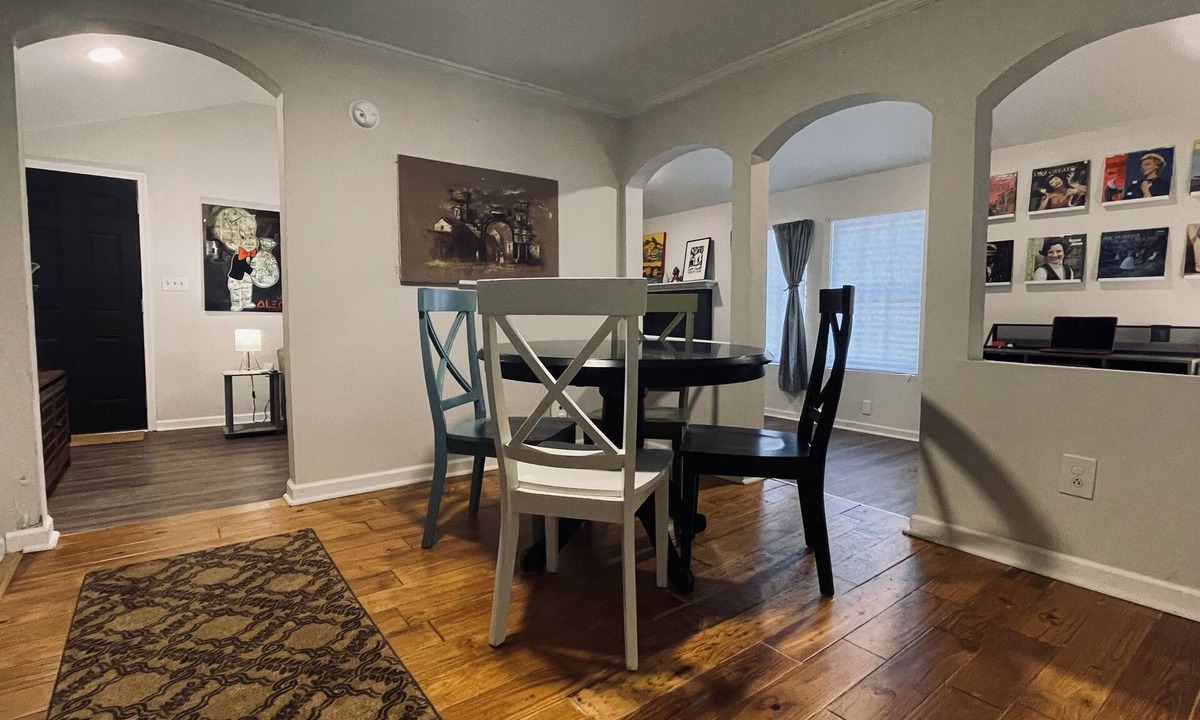 Waterloo House | Cozy 2 Bd Cottage in Lake Greenwood Community
