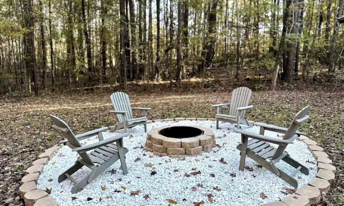 Cataula Cabin | Cozy 2-bedroom cabin in perfect Hamilton with refreshing AC
