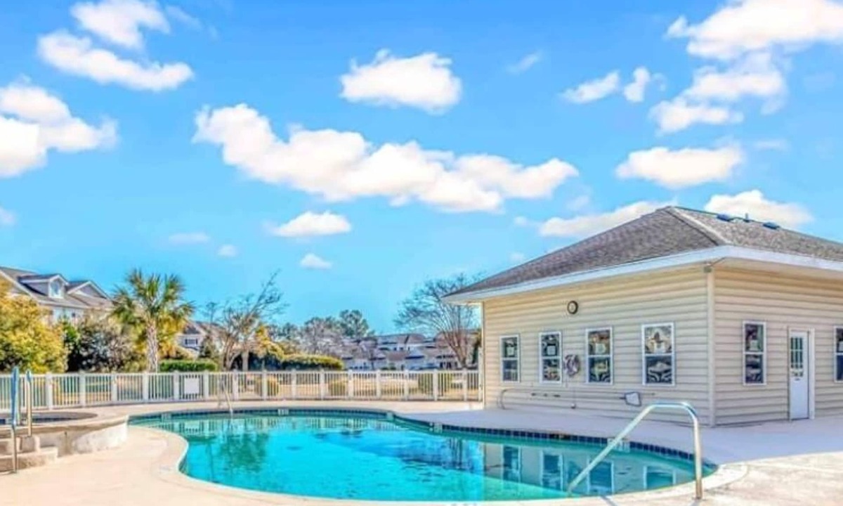 Red Hill House | Cozy Cottage, Golf @ Legends Golf Resort - Pool - Myrtle Beach