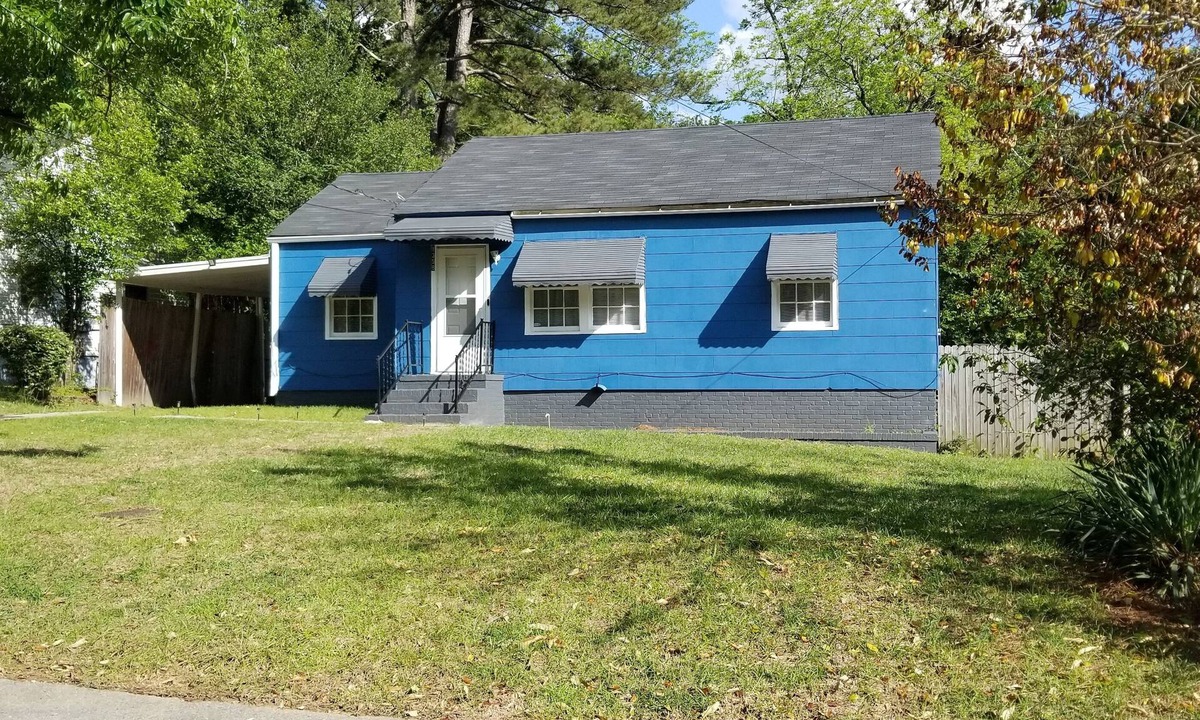 Macon House | Cozy Smart Home Awaiting Your Instructions