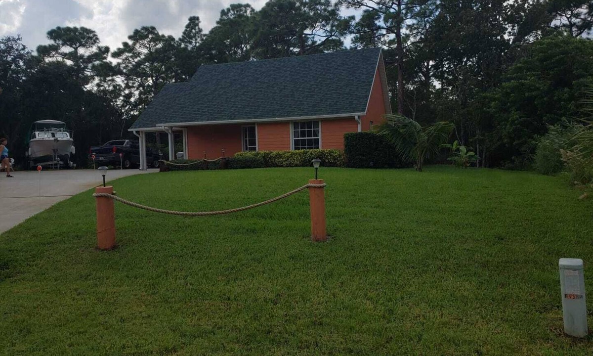 Vero Beach House | Cozzi cottage paradise with private entrance