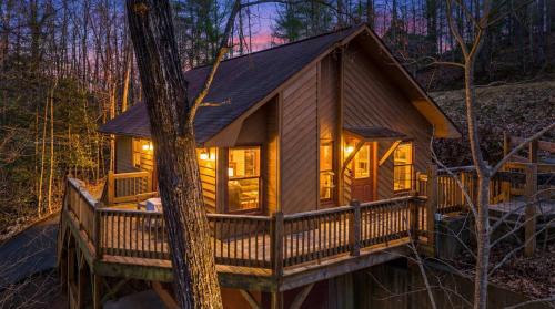 Tarheel House | Crooked Lane Cabin