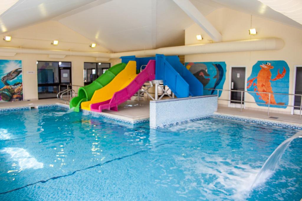 Muston Resort | Crows Nest Caravan Park