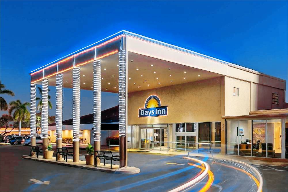 Ludlam Hotel | Days Inn by Wyndham Miami International Airport