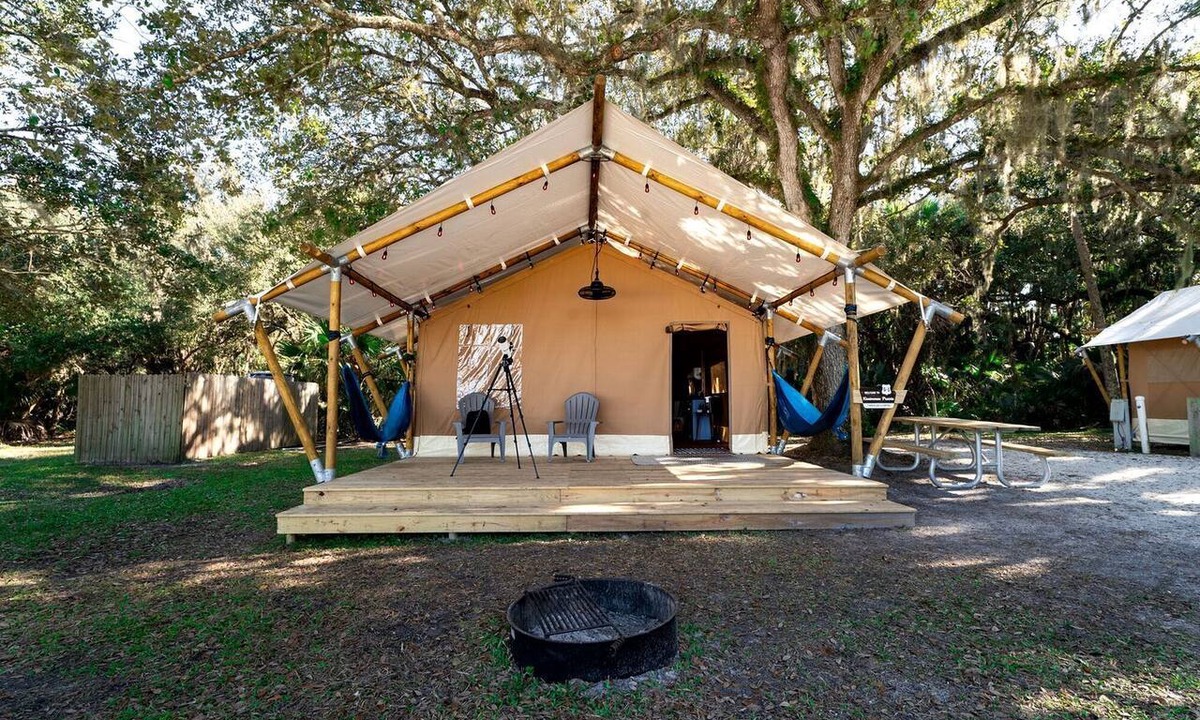 Okeechobee RV Rental | Deluxe Safari Tent with Hammocks & Fire Pit Retreat in Basinger, Florida