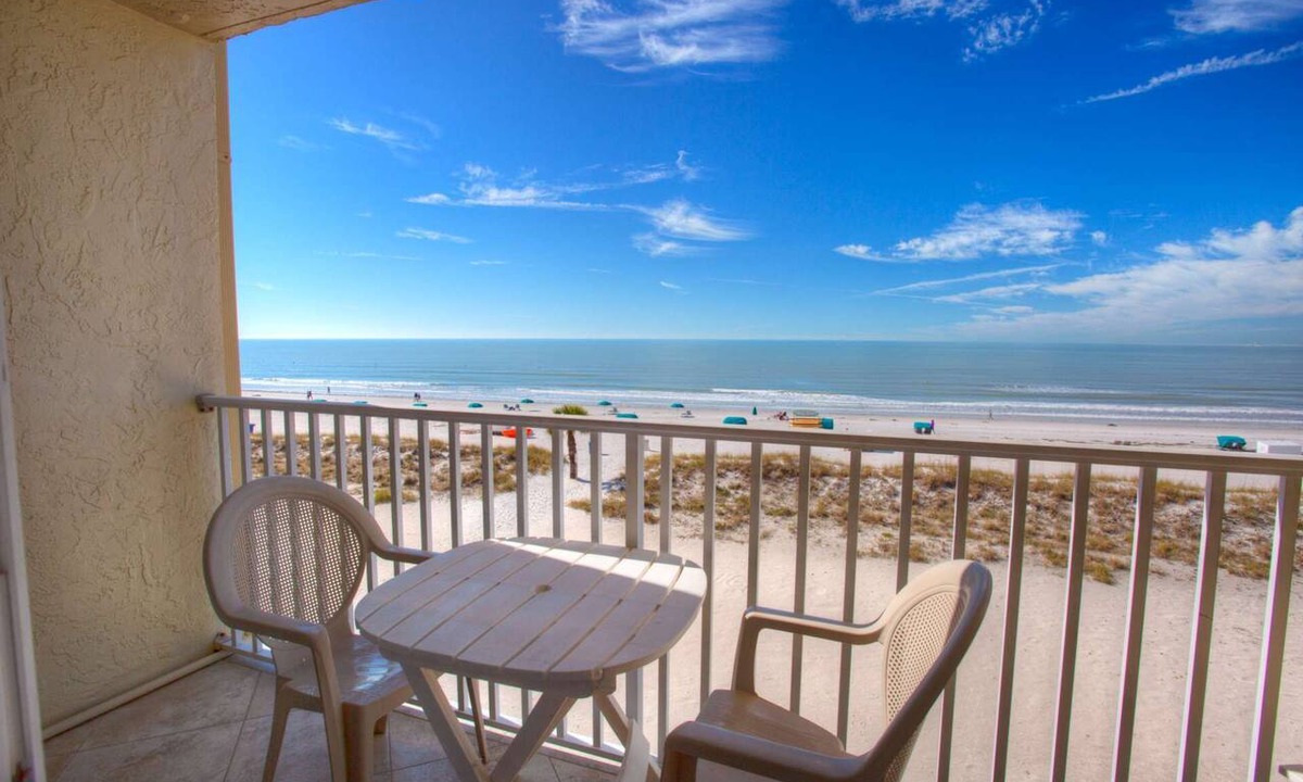 Treasure Island Condo | Direct Beach Views. Private Beachfront Balcony. Heated Pool and On-Site Tiki Bar! Tickets to Fun!