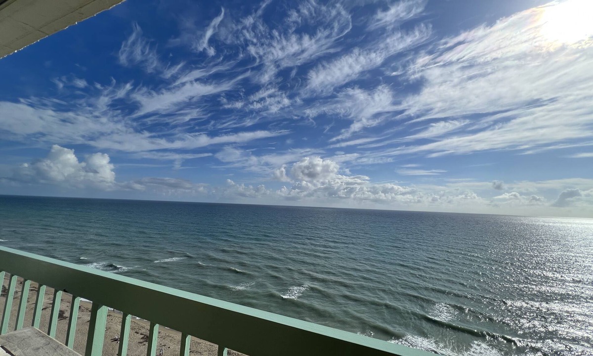 Hutchinson Island South Condo | DIRECT BEACHFRONT Views from the 15TH FLOOR! Listen to Ocean Waves! WOW!
