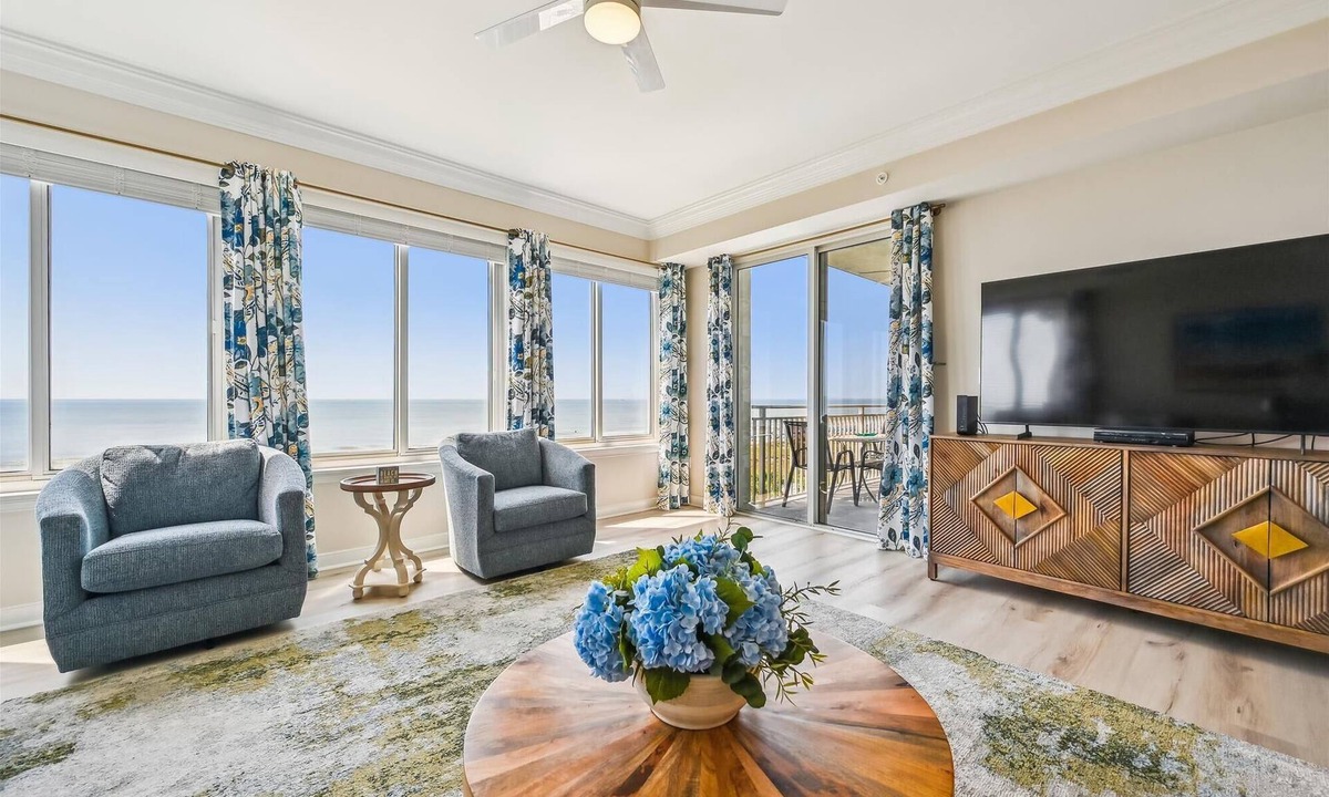 North Forest Beach Villa | Direct Ocean Front Views from Private 3Br Villa!
