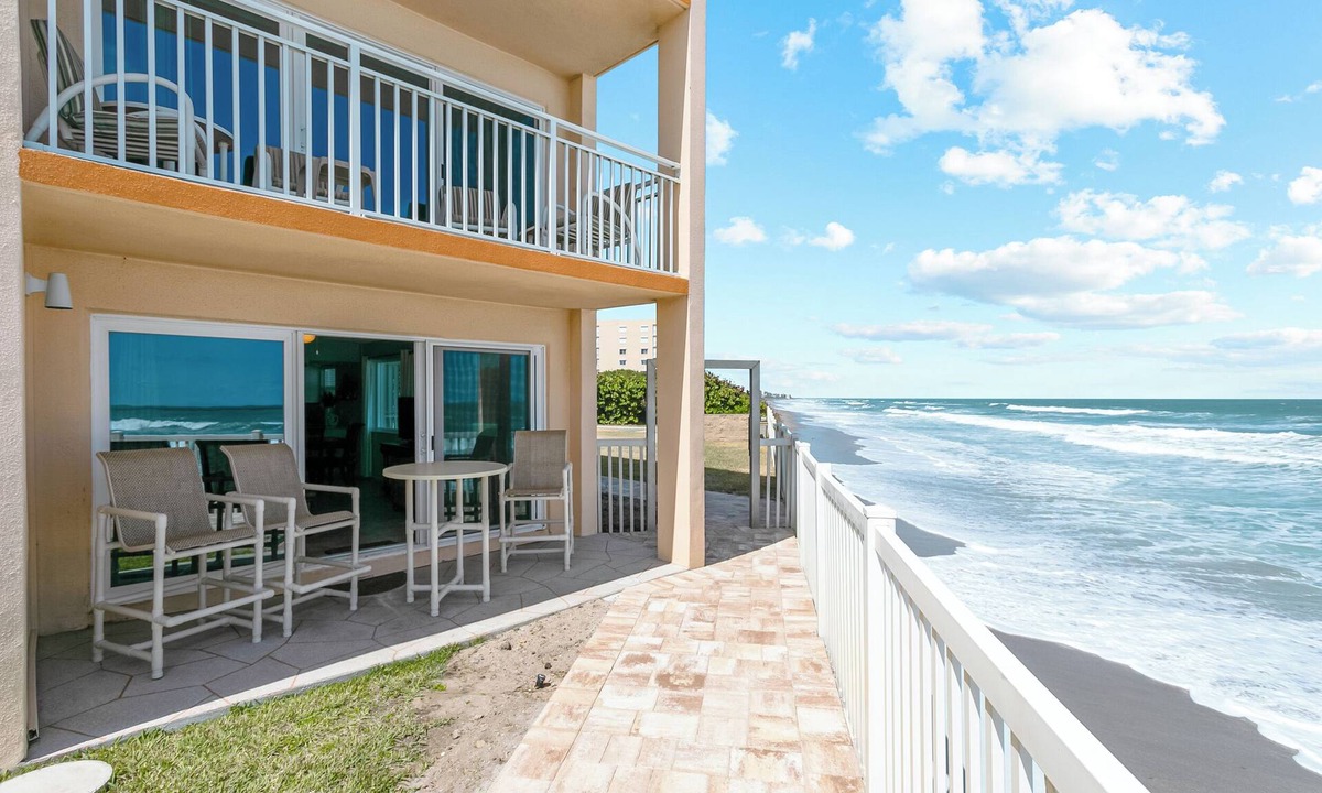 Direct Corner Ground | Satellite Beach