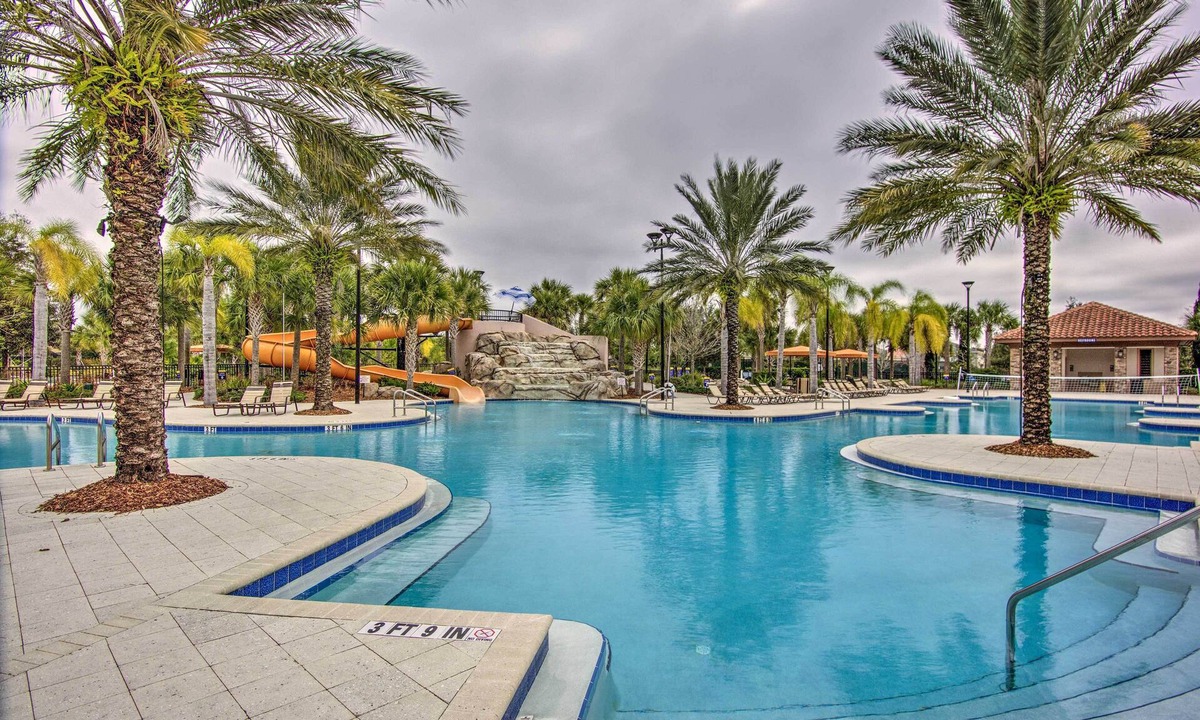 Loughman Villa | Disney 7BR Villa w/Pool, Spa & Lazy River!