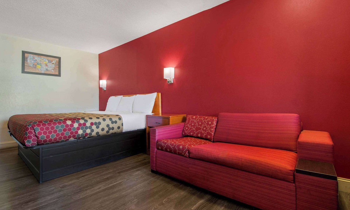 Goldsboro Hotel | Econo Lodge Goldsboro Hwy 70