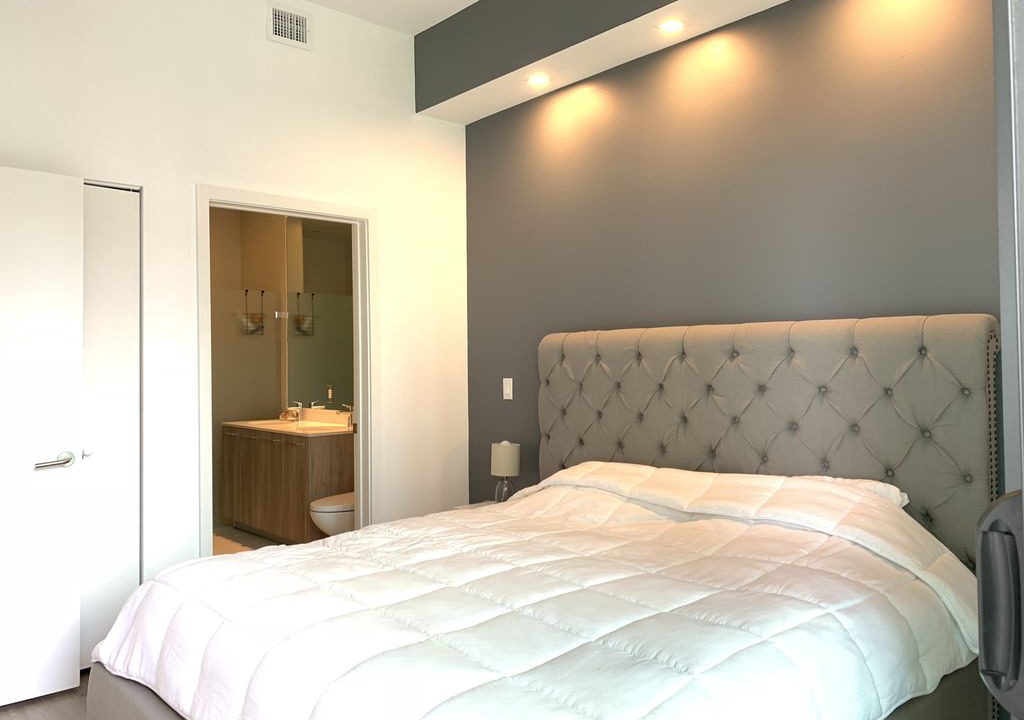 Edgewater Apartment | EDGE 202 Across from SOUTH BEACH, next to WYNWOOD, DESIGN DISTRICT and BRICKELL.