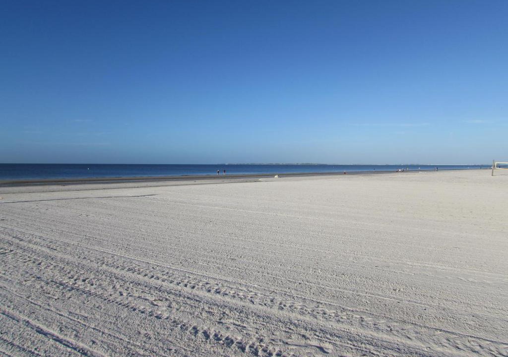 Fort Myers Beach Hotel | Edison Beach House