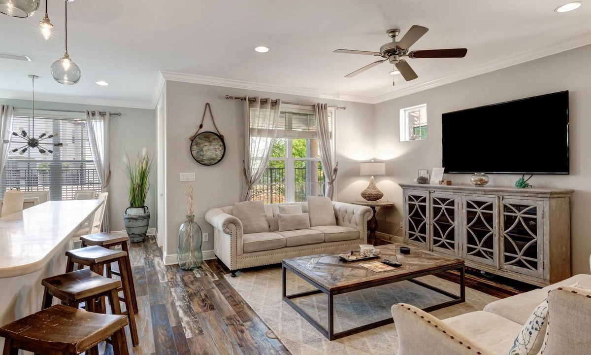 Villa Lago House | Elegant 4BR/4BA Retreat | Sleeps 12 | Sandestin Luxury