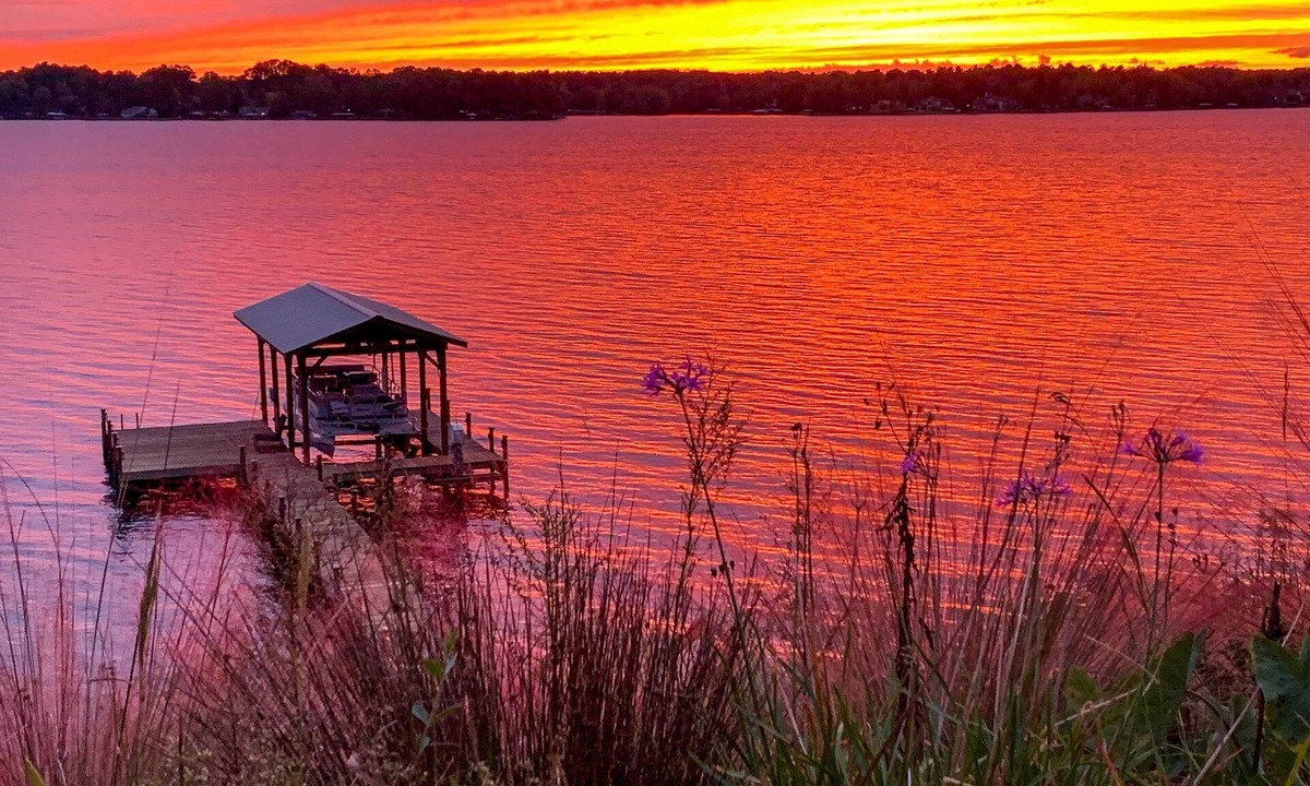 Cross Hill House | Elegant Lakefront Gem w/Dock + Sunset Views!