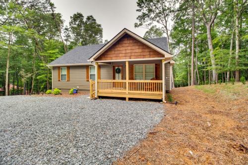 Ellijay House | Ellijay Retreat w/Access to Community Pools!