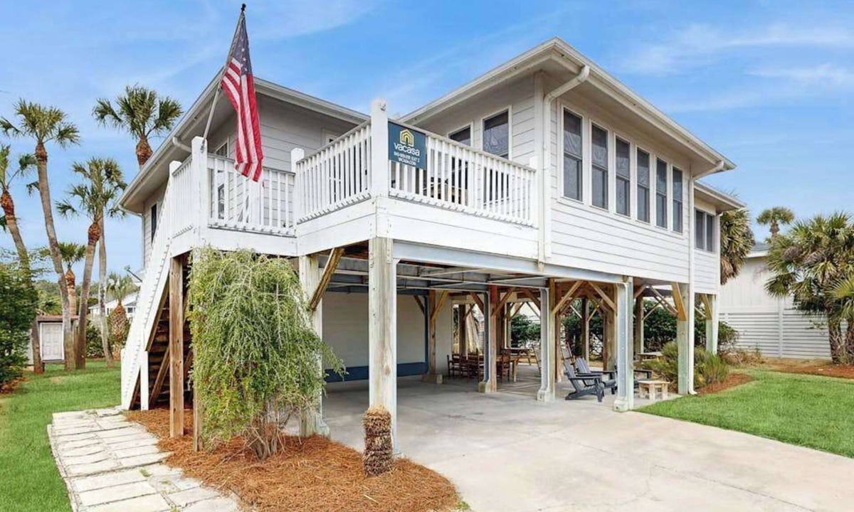 Edisto Island House | Enchanting & sunlit dog-friendly retreat with generous deck - steps to the sand