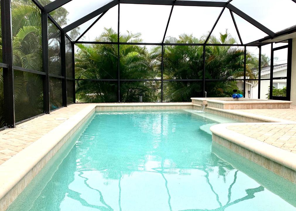 Bay Harbor Estates House | Englewood 1071 Villa Sanddollar Relax and Shop