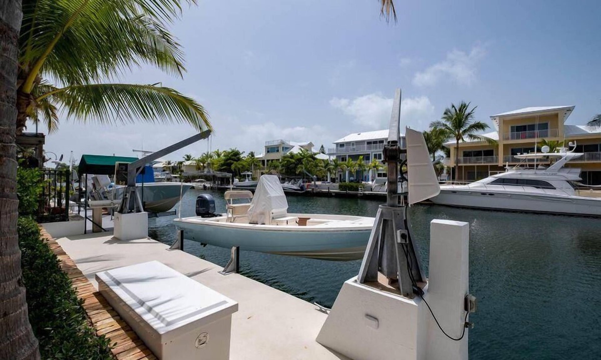 Venetian Shores House | Enjoy the good life in the perfect Islamorada Home!