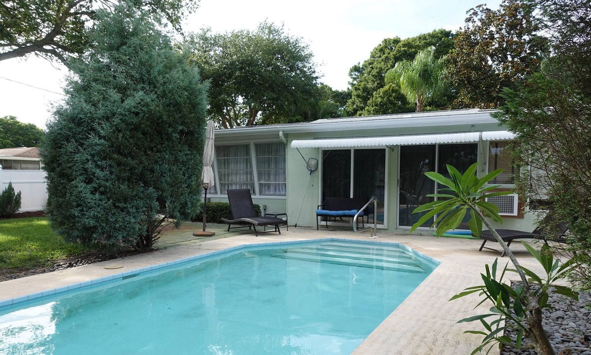 Disston Heights Apartment | Enjoy This Amazing Suite Until The End Of Oct. 2023
