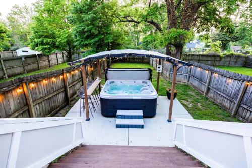Inglewood House | Epic Deck 4 Miles to DWNTN Arcade Games & More