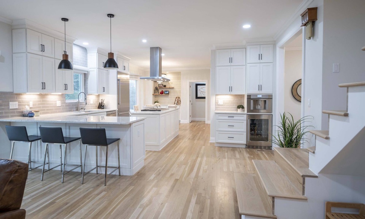 Franklin House | Estate "Home Away From Home" in Franklin