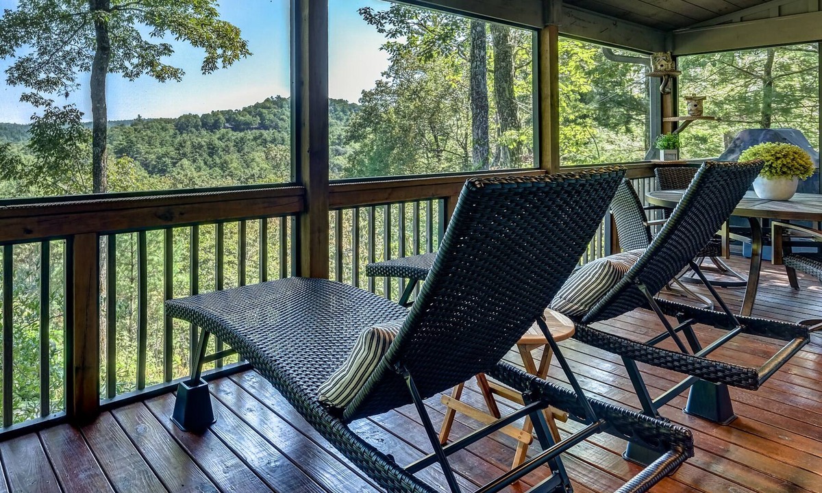 Mirror Lake House | Expansive screened deck, Gas fireplace, Gorgeous views, Firepit