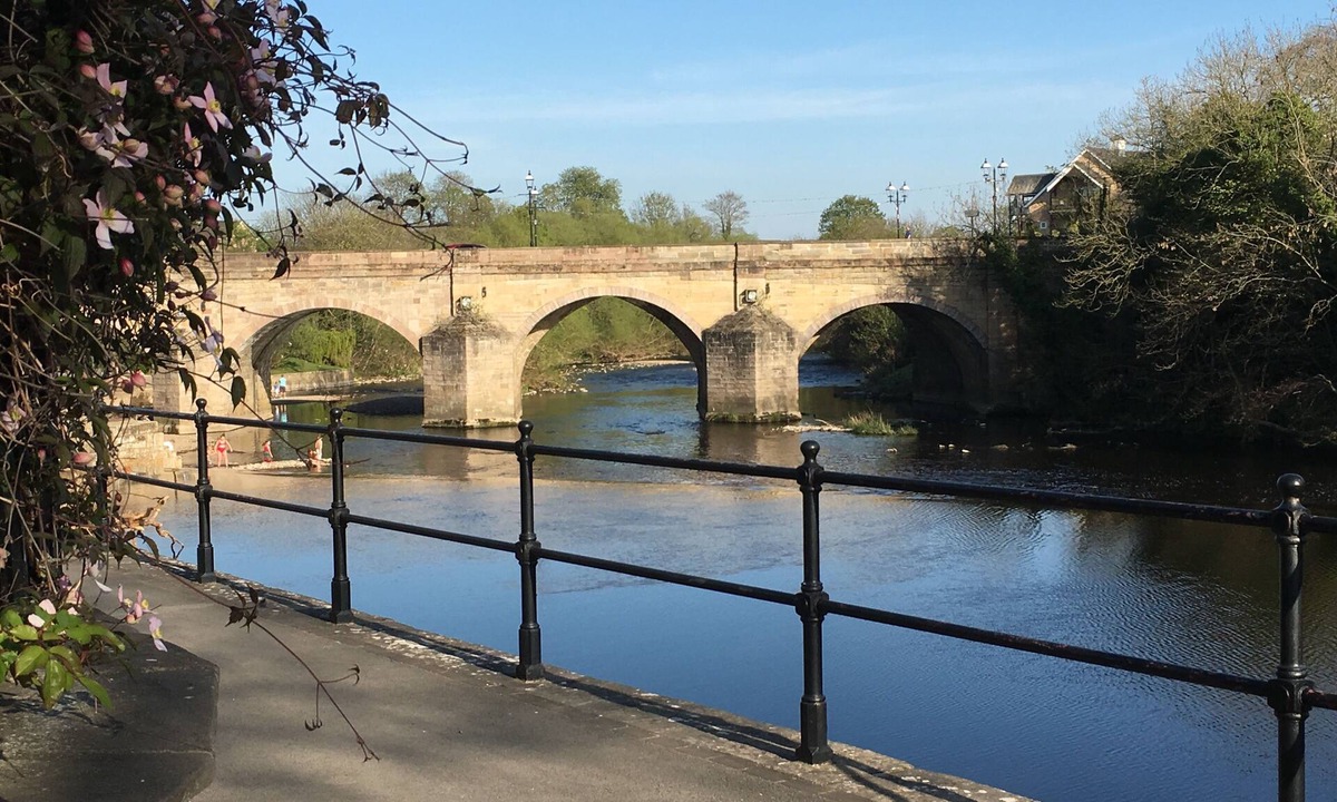 Wetherby House | Fab Central Wetherby Cottage - 'Number One'