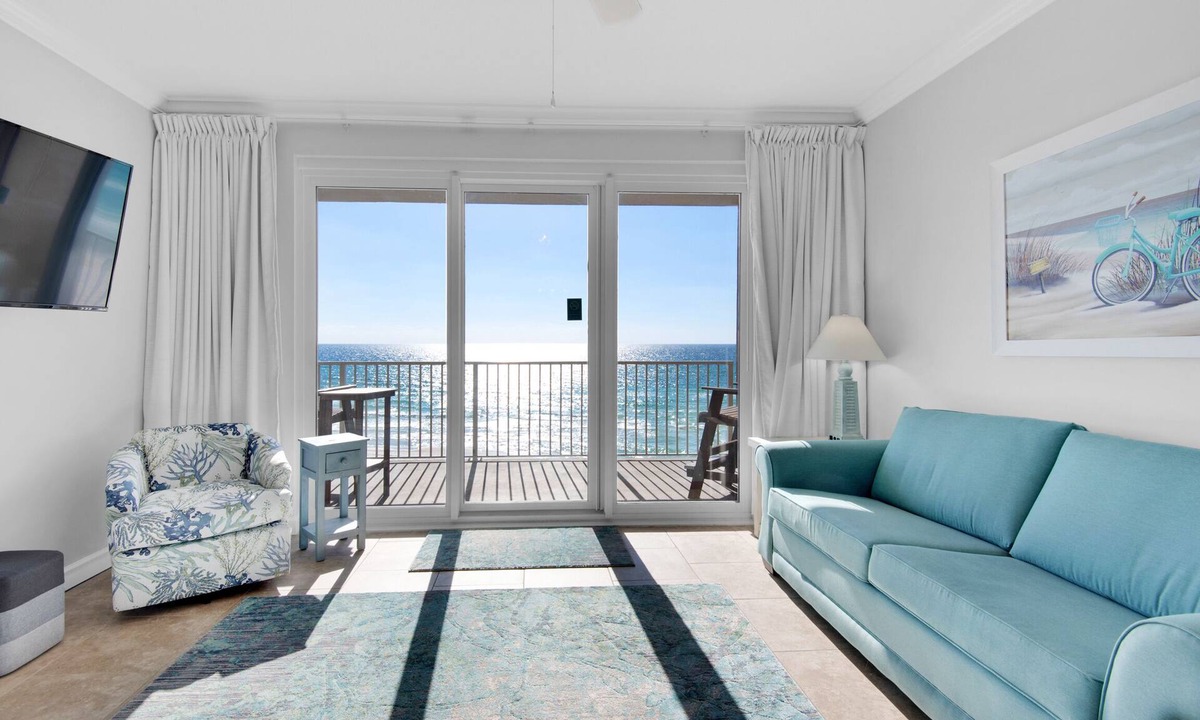 Long Beach Condo | 🌞Fab Views-BeachFRONT-Balcony-Grandview East 304🌞