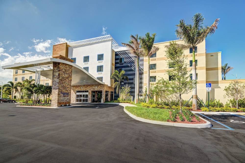 Delray Beach Hotel | Fairfield Inn & Suites by Marriott Delray Beach I-95