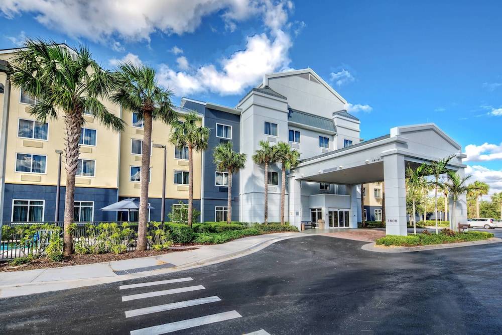 Rural Estates Hotel | Fairfield Inn & Suites by Marriott Naples