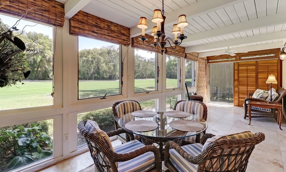 Fernandina Beach Condo | Fairway Villa Only 3-Min Drive to Private Beach Access!